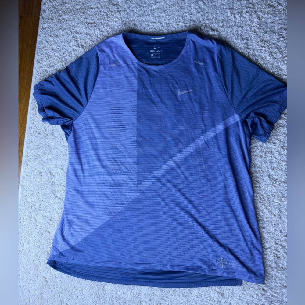 Nike Men's XXL DRI-FIT Blue Athletic Shirt